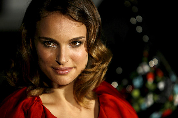 Oh, dear, Natalie Portman what is going on 